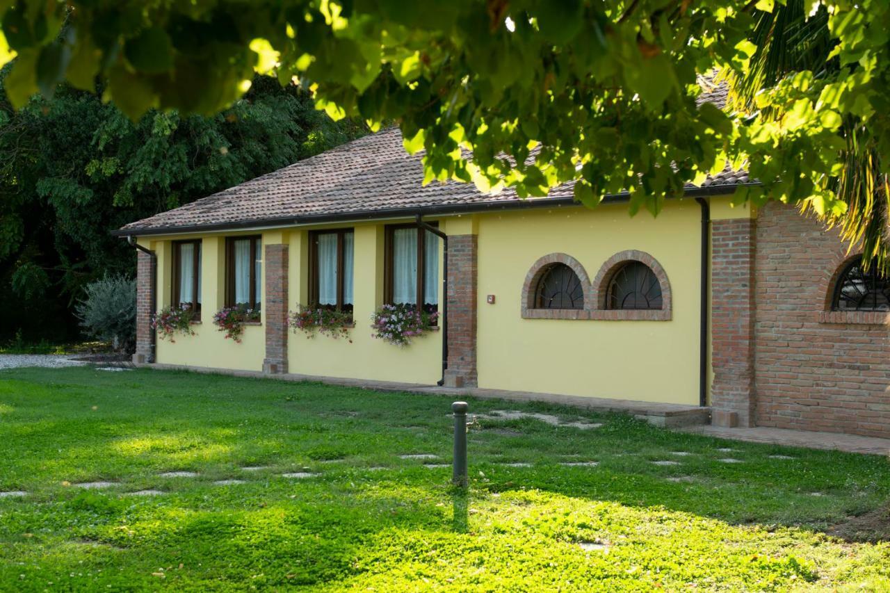Agriturismo La Bicocca Sermide Luaran gambar